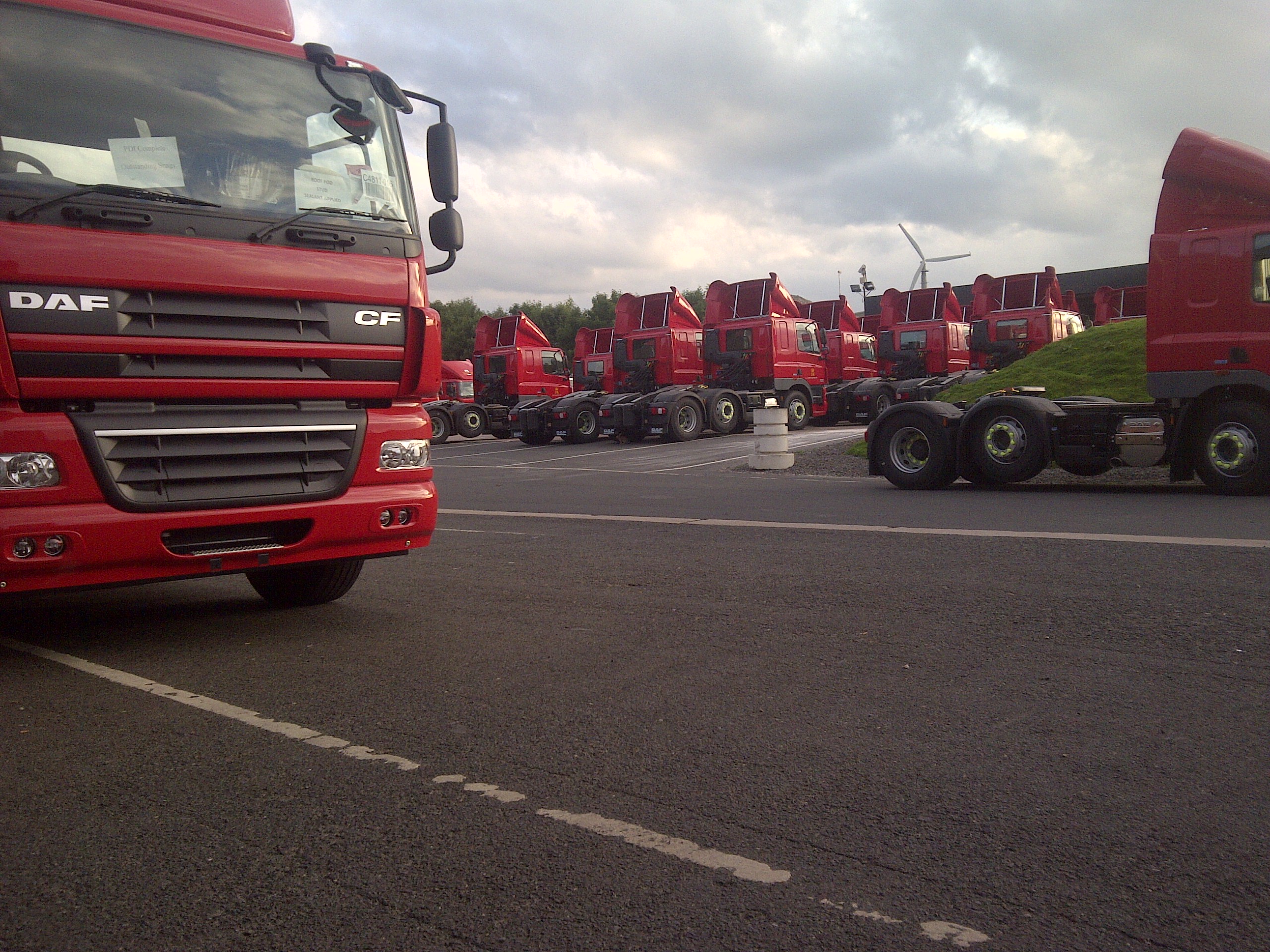 commercial windscreen repair and replacement in Preston